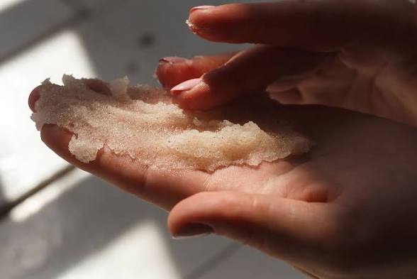 Spiced Pear & Honey Body Scrub