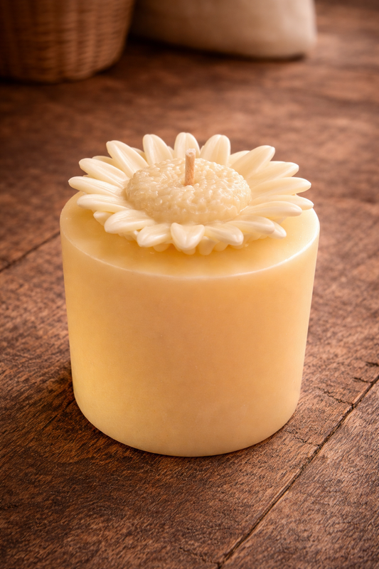 Golden Nectar Bloom Candle
