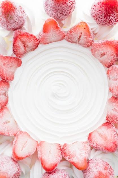 Strawberry & Cream Milk Bath Soak