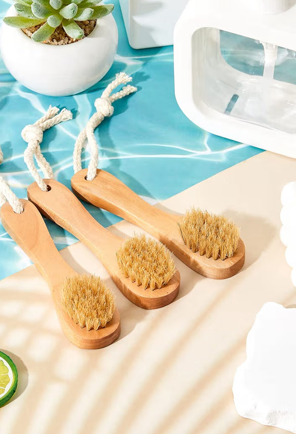 Face Exfoliation Wooden Brush