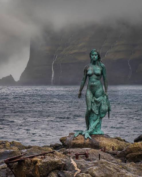 Selkie’s Tide Candle
